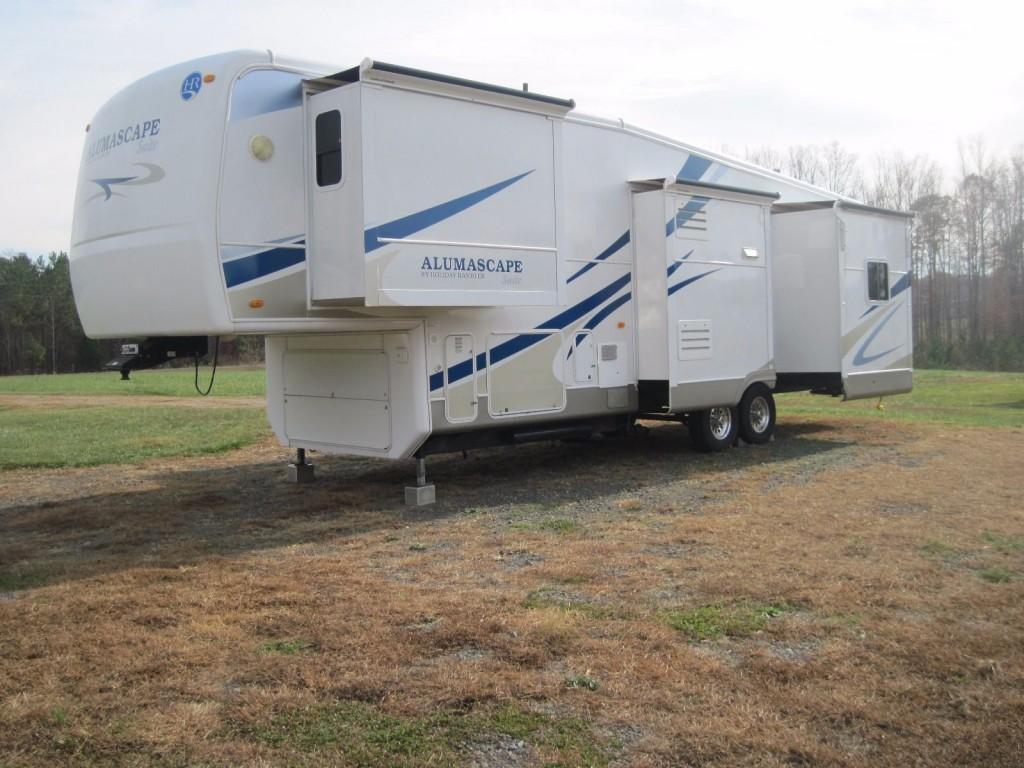 2008 Holiday Rambler Alumscape 5th Wheel Model M 33skq