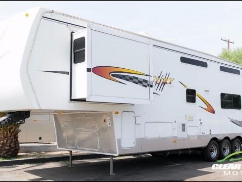 2004 Thor Tahoe Fury 38TB Toy Hauler for sale