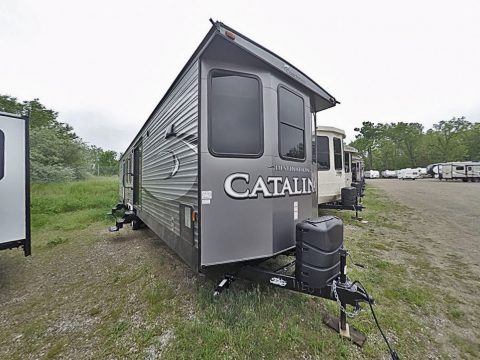 Trailer camper 2018 Coachmen Catalina Destination for sale