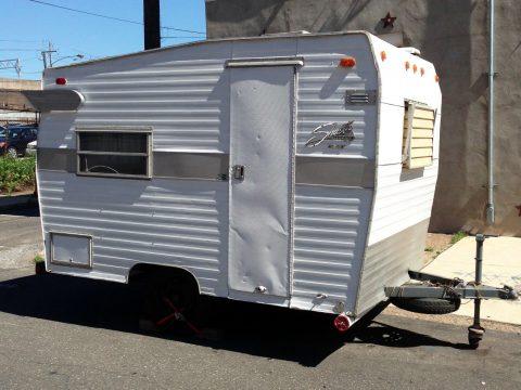 Vintage RV 1971 Shasta Compact camper for sale