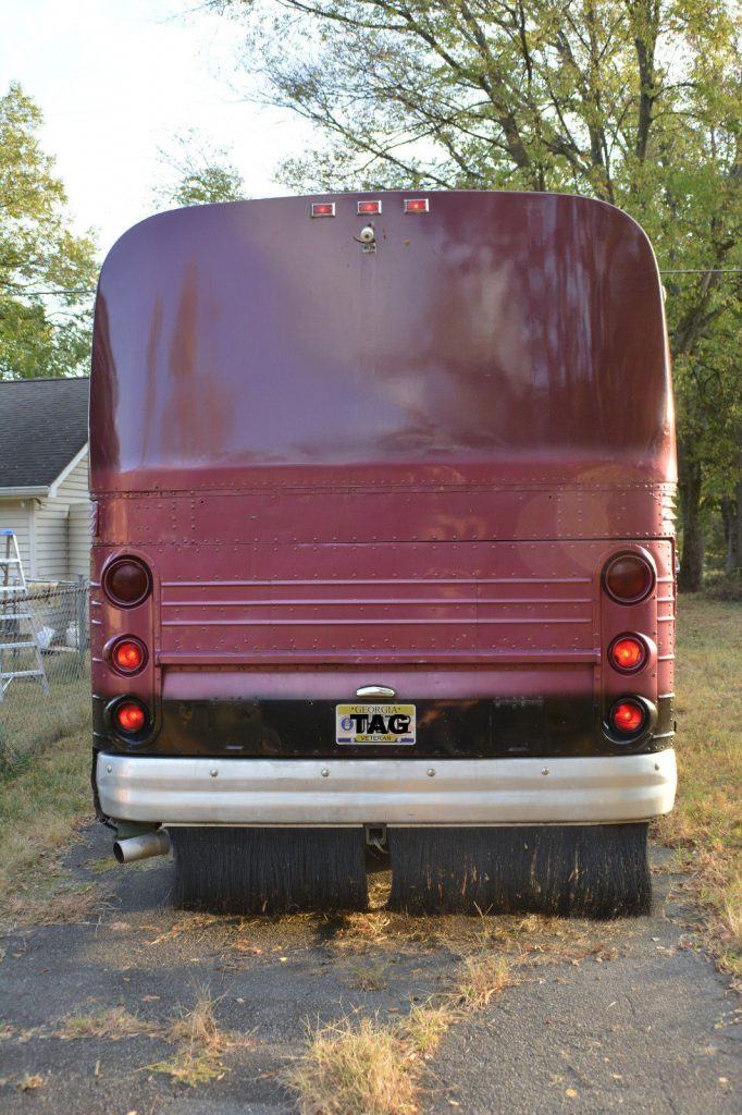 Bus conversion 1964 GM PD 4106 camper