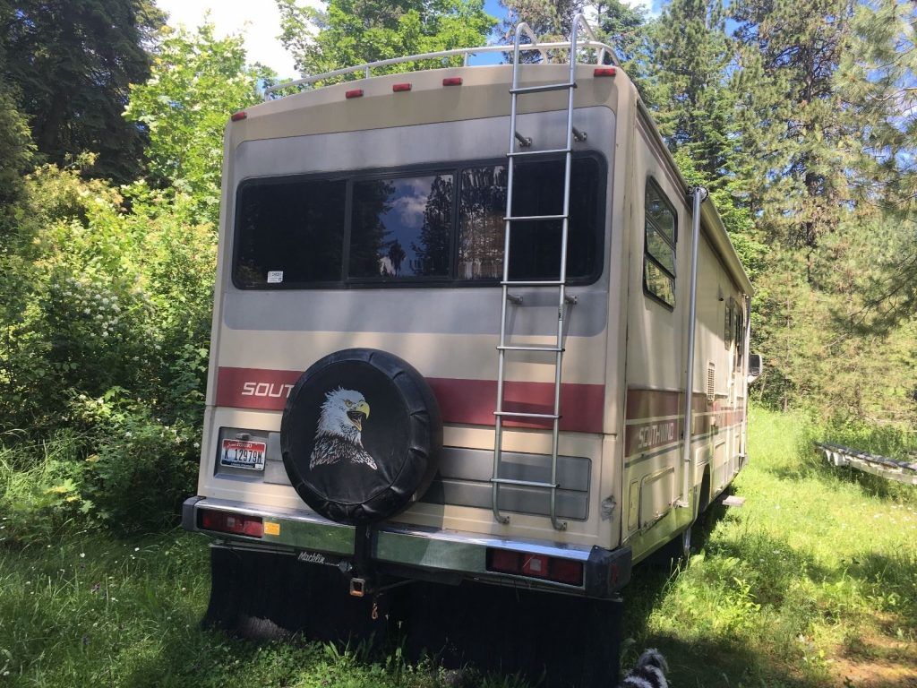 Chevy engine 1988 Southwind Southwind Fleetwood camper motorhome