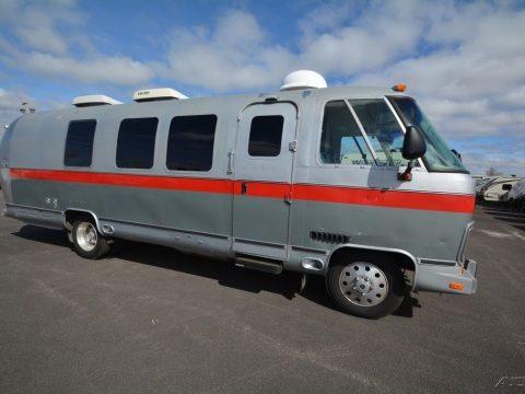 Converted 1989 Airstream 29 camper motorhome rv for sale
