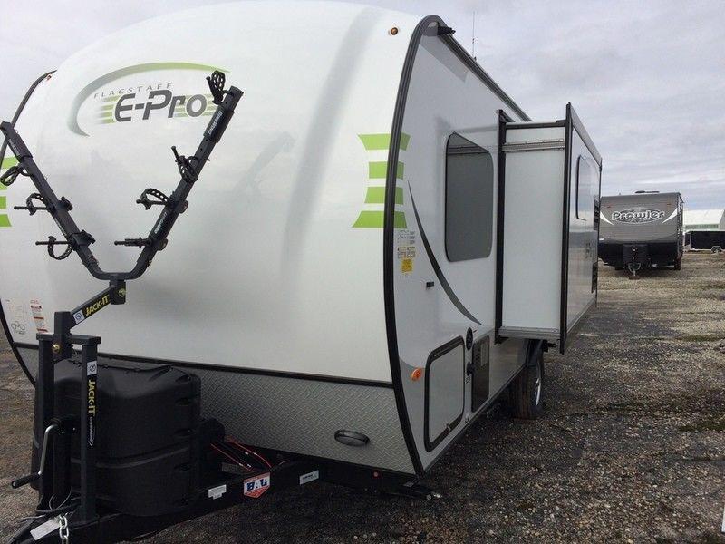Cosy home 2017 Forest River Flagstaff E Pro camper trailer