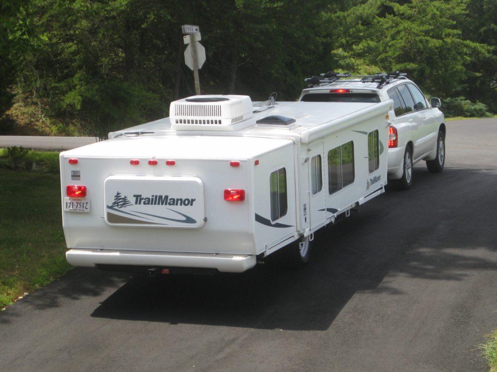 Folding 2009 Trailmanor 3023 camper rv trailer