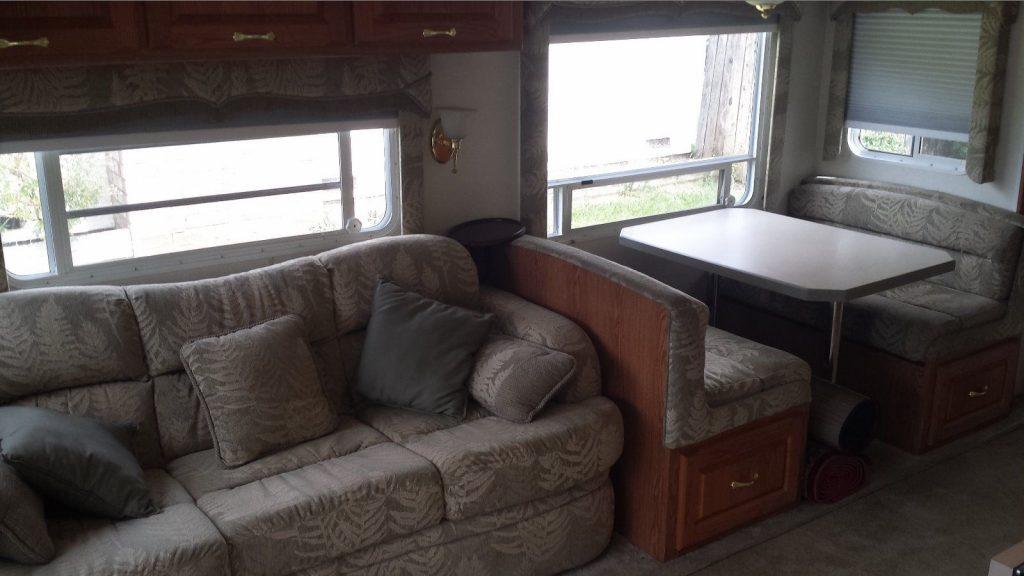 Top of the line 2003 Holiday Rambler PRESIDENTIAL camper