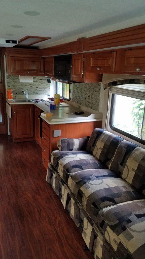 everything works 2002 Western RV camper