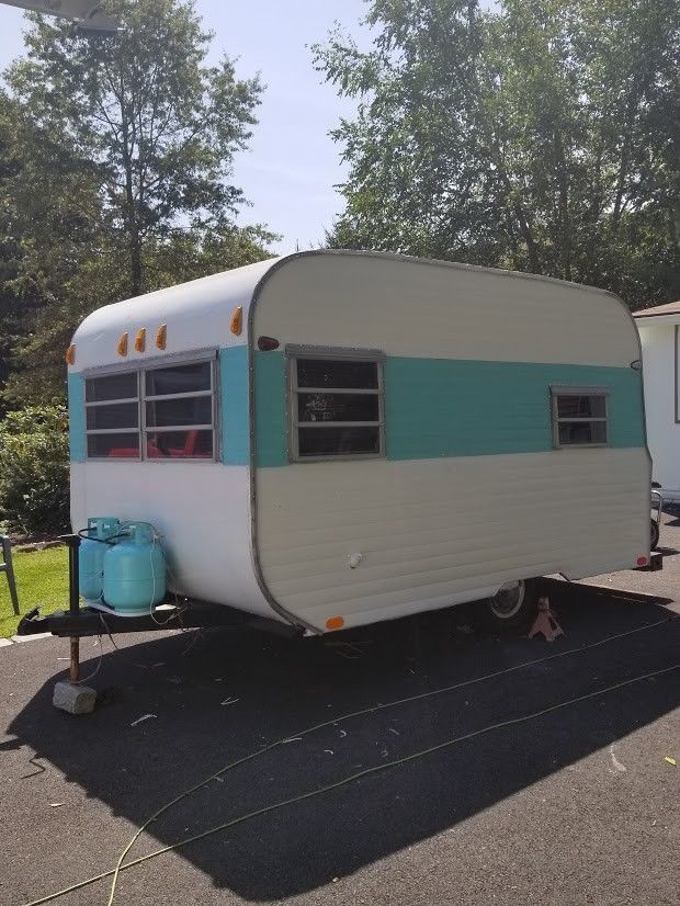 restored 1965 Tag-A-Long taga camper trailer