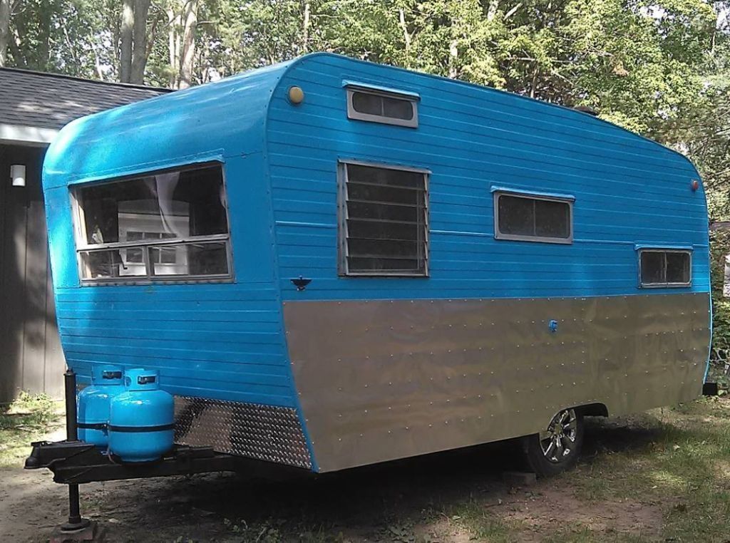 rare 1959 Holly Mascot camper trailer