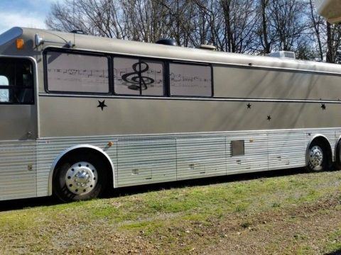 mansion on wheels 1993 Eagle Bus Silver Eagle camper RV motorhome for sale