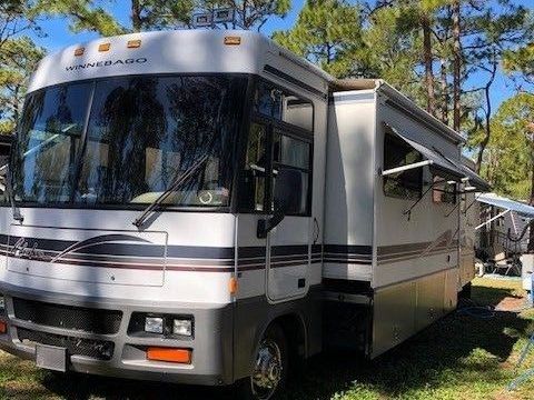 serviced 1999 Winnebago Adventurer 35C camper for sale