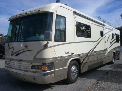 clean 2000 Country Coach Magna camper for sale