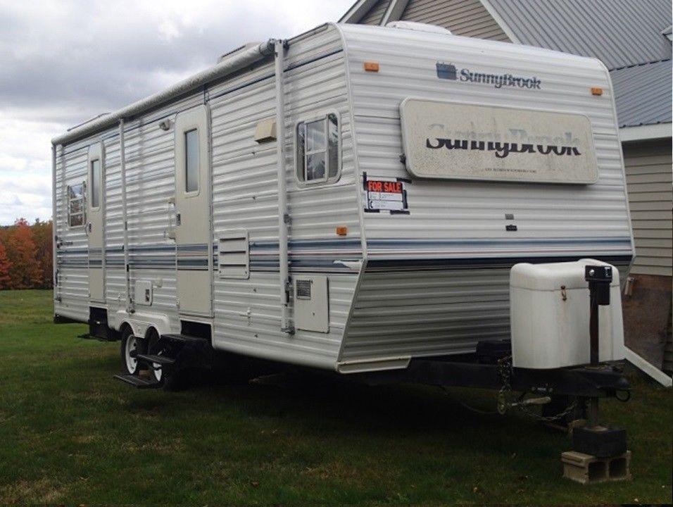 great condition 2001 Sunnybrook 27FKS camper trailer