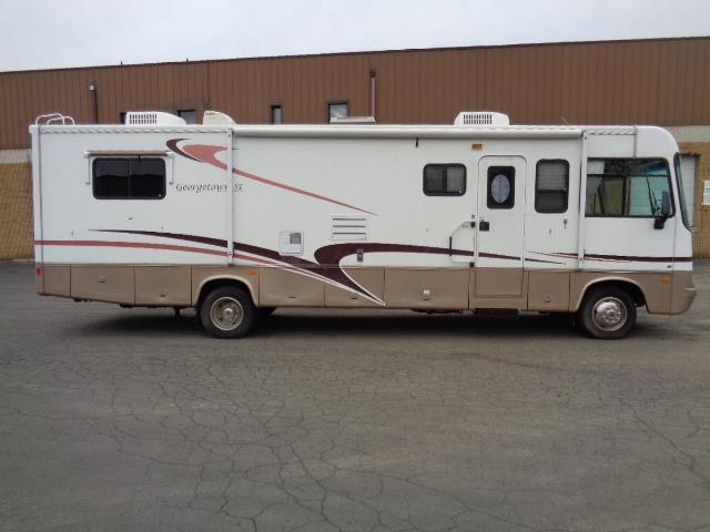 very low miles 2004 Forest River camper