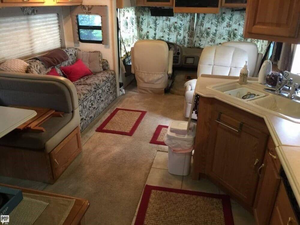 well cared for 2004 National Sea Breeze camper