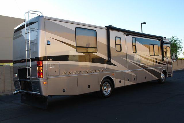 low miles 2005 Fleetwood Providence camper