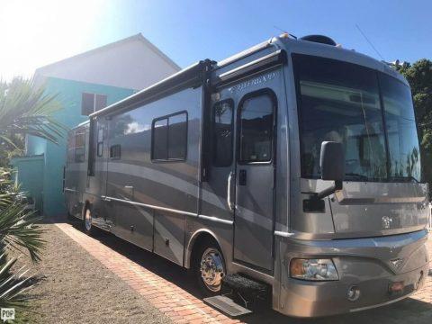 loaded with options 2006 Fleetwood Bounder 38 camper rv for sale