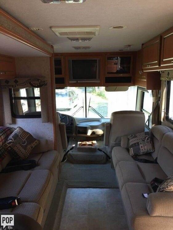 smoke free 2006 Pacific Coachworks Surf Side camper rv