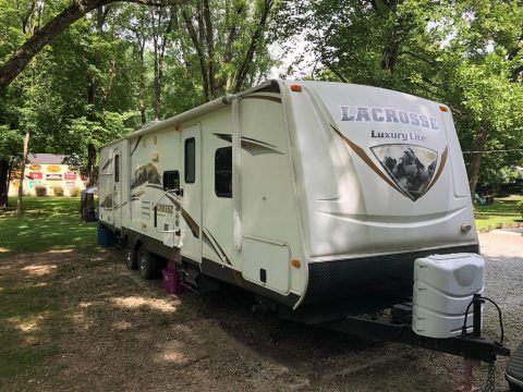 loaded 2013 Forest River Primetime LACROSSE camper for sale