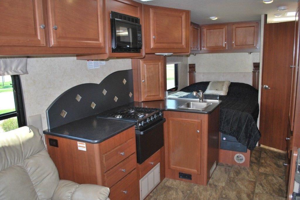 well equipped 2014 Fleetwood Jamboree Searcher 24K camper