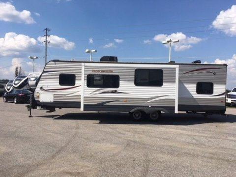 well equipped 2014 Heartland Trail Runner camper for sale