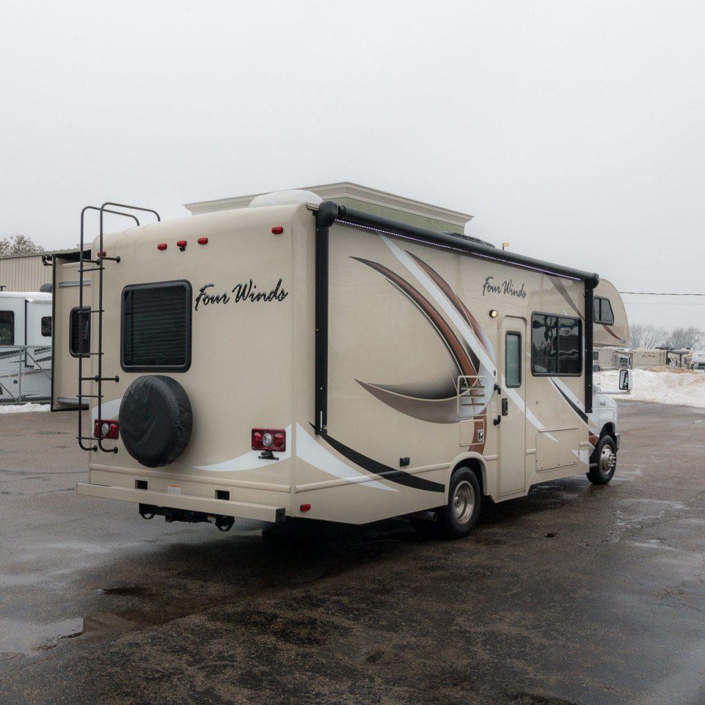 comfortable 2017 Thor Motor Coach Four Winds 26B Camper