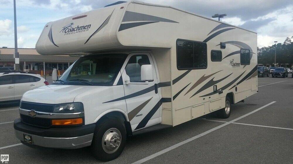 well equipped 2017 Coachmen Freelander camper