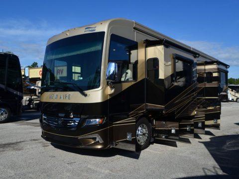 low miles 2018 Newmar New Aire camper for sale