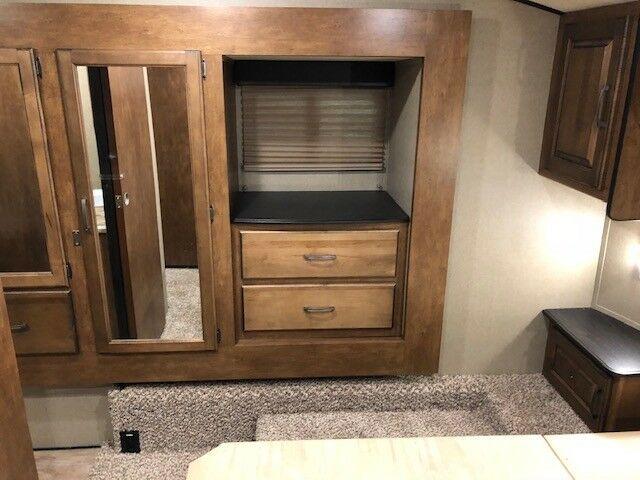 well cared for 2017 Grand Design Reflection camper