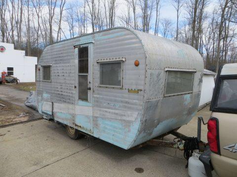 needs restoration 1963 Yellowstone camper trailer for sale
