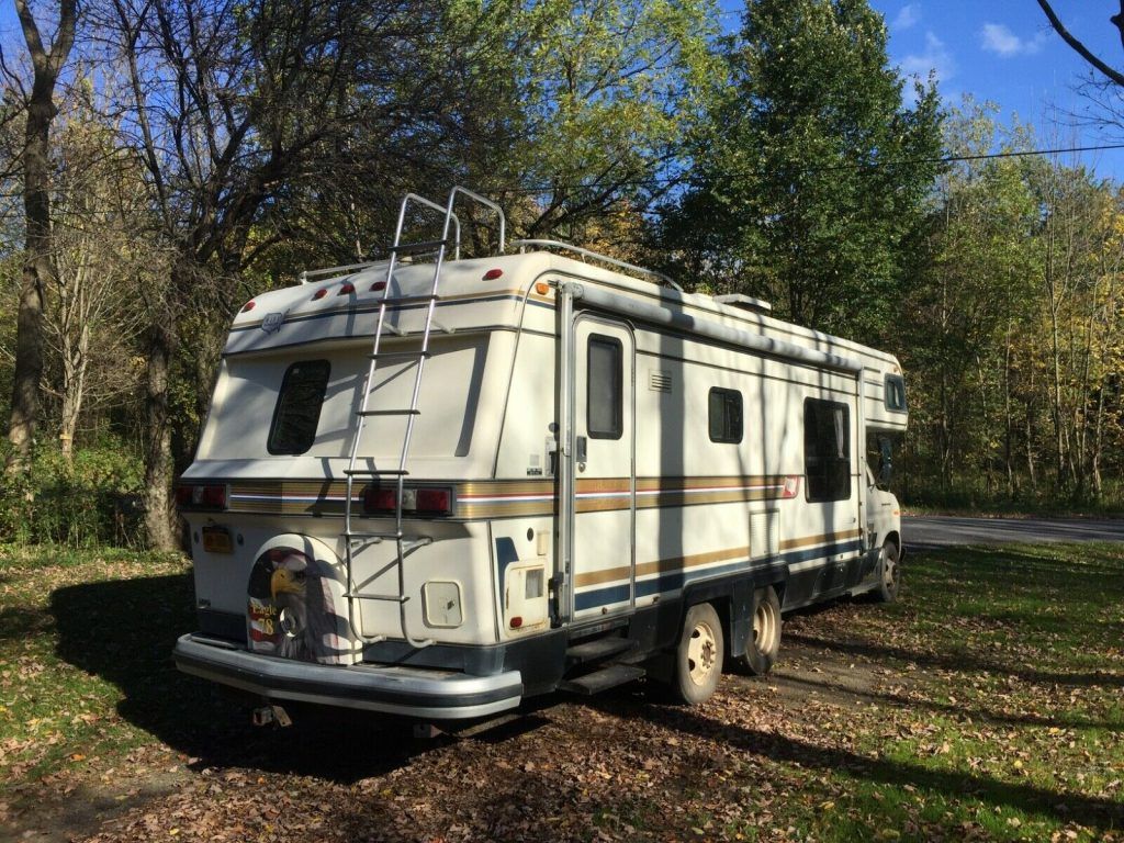 low miles 1984 Ford Holliday Rambler Imperial camper
