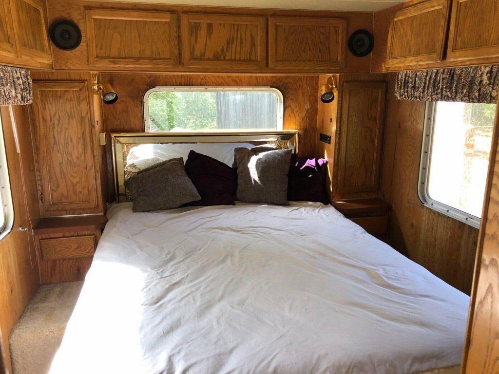 well maintained 1983 Monaco Executive camper