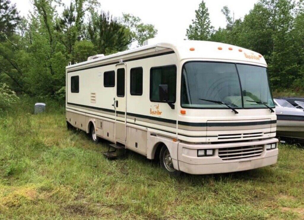 renewed 1995 Fleetwood Bounder RV 32ft camper Campers for sale