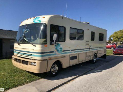 well equipped 1992 Fleetwood Bounder camper for sale
