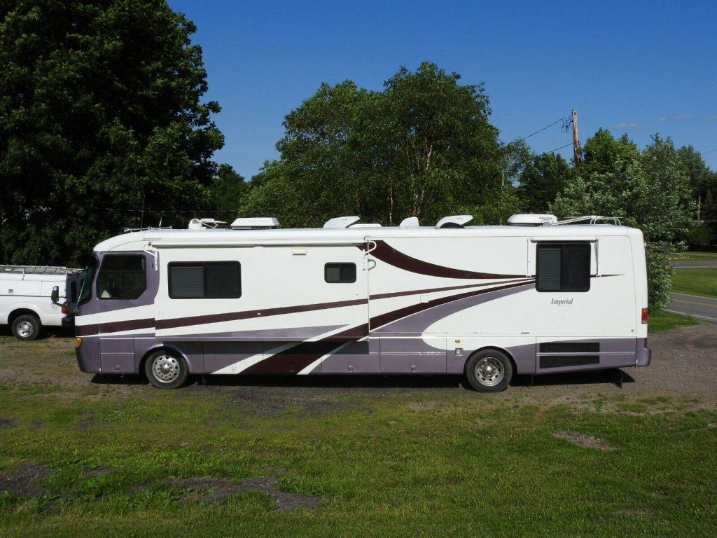 ready to roll 1999 Holiday Rambler IMPERIAL camper