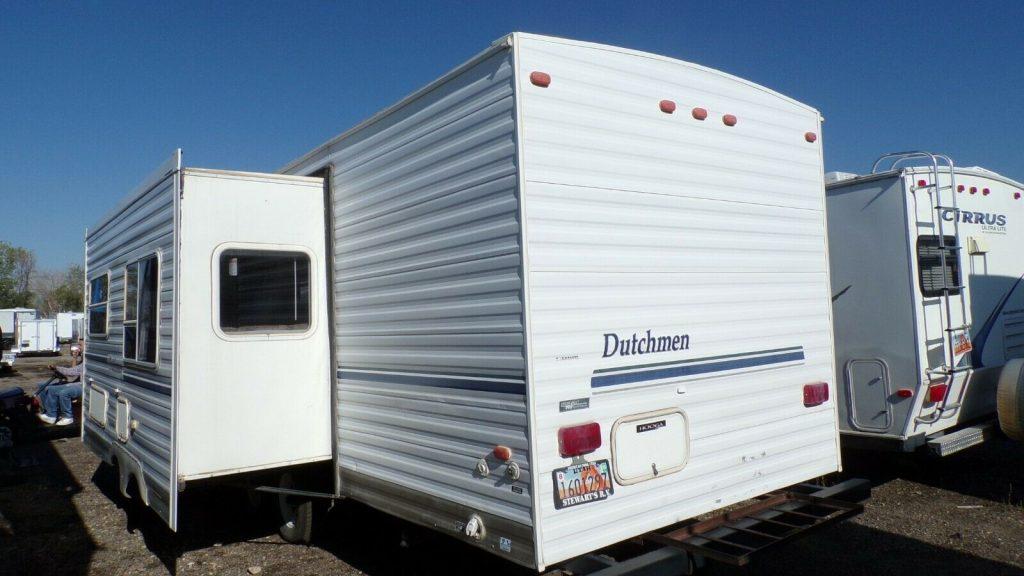 well equipped 2002 Dutchmen 31BHS camper