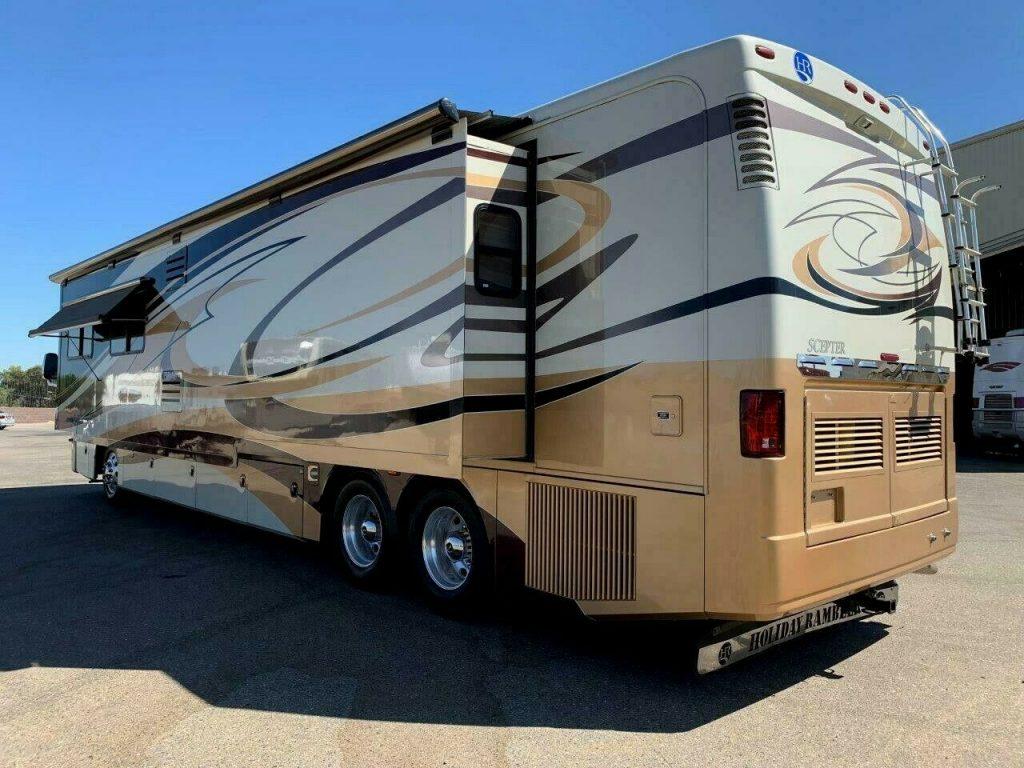 well equipped 2007 Holiday Rambler Scepter 42SFT camper