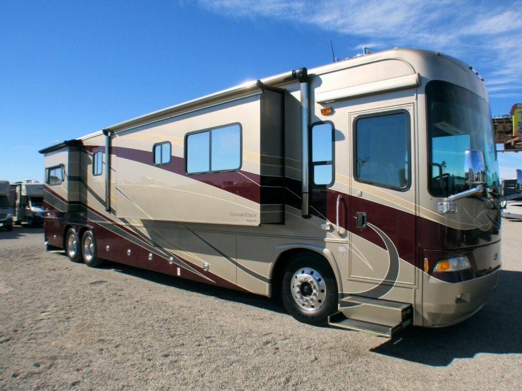 well optioned 2007 Country Coach 42SS Siskiyou SUMMIT camper