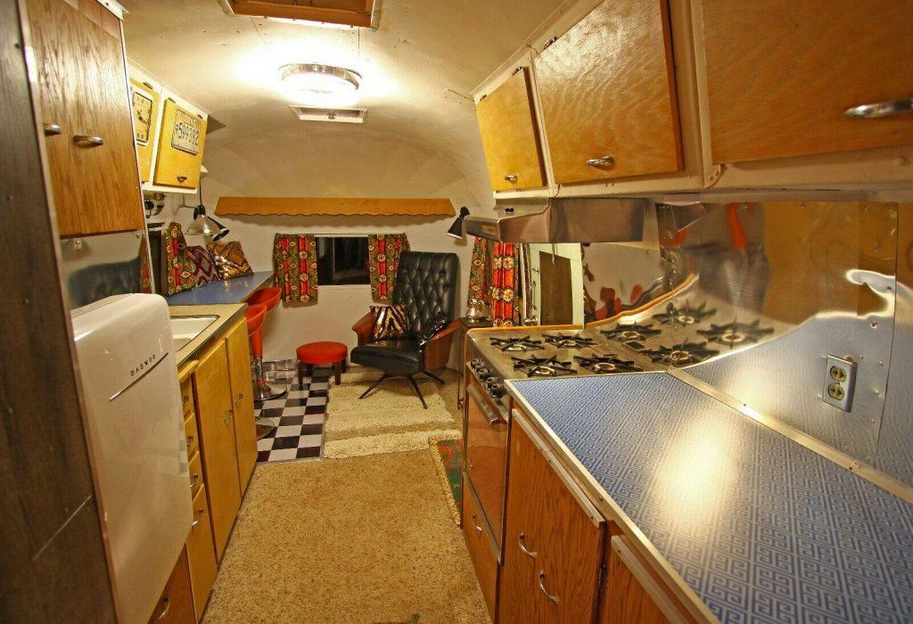very good shape 1954 Airstream Flying Cloud Whaletail camper
