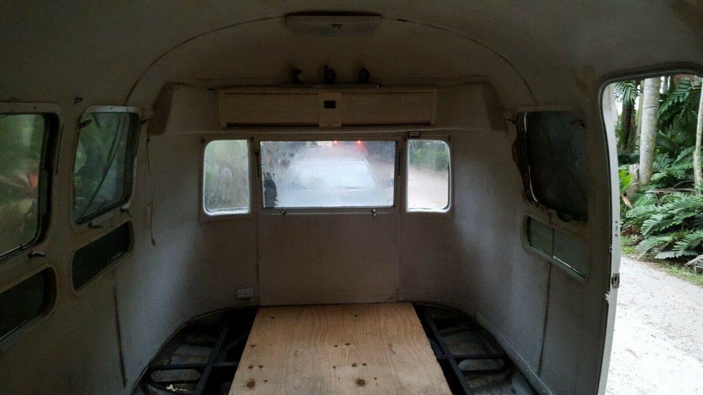 solid 1978 Airstream SOVEREIGN camper