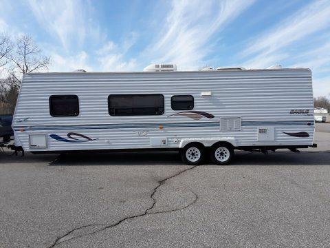 great shape 2000 Jayco Camper for sale