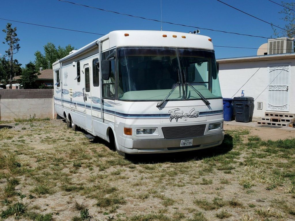 well equipped 1998 National Tropi Cal 6350 camper