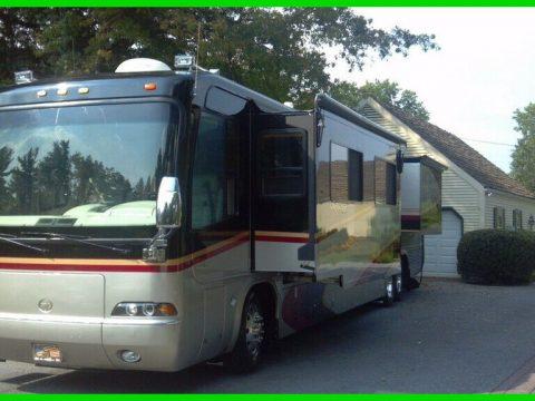 well equipped 2003 Monaco Signature camper for sale