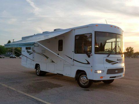 well equipped 2007 Winnebago Itasca Sunstar camper for sale