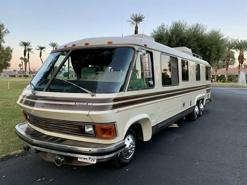 Olds powered 1978 Revcon Camelot camper