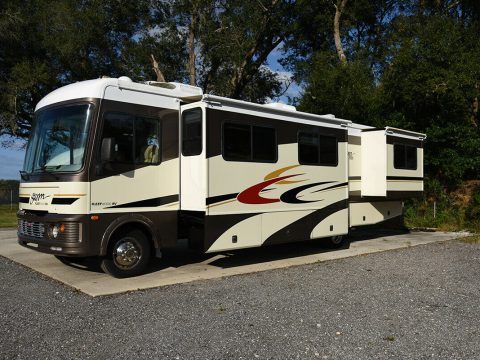2005 Fleetwood Storm 34F Class A camper [3 Slide outs] for sale