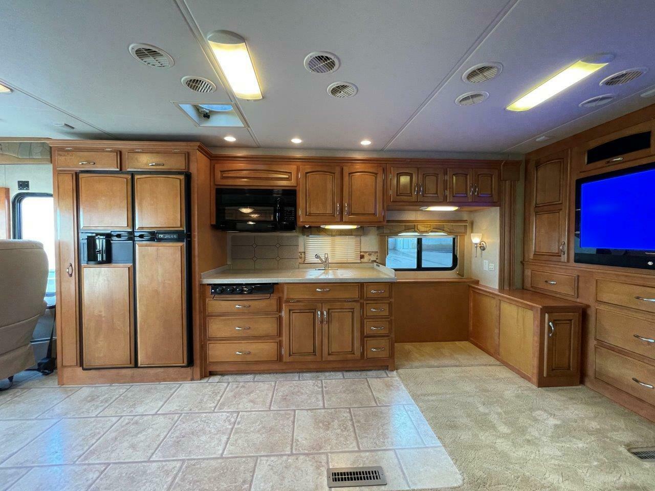 2008 Newmar Kountry Star 3960 camper for sale