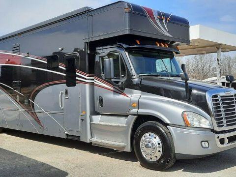 2014 Freightliner Cascadia camper [loaded with everything] for sale