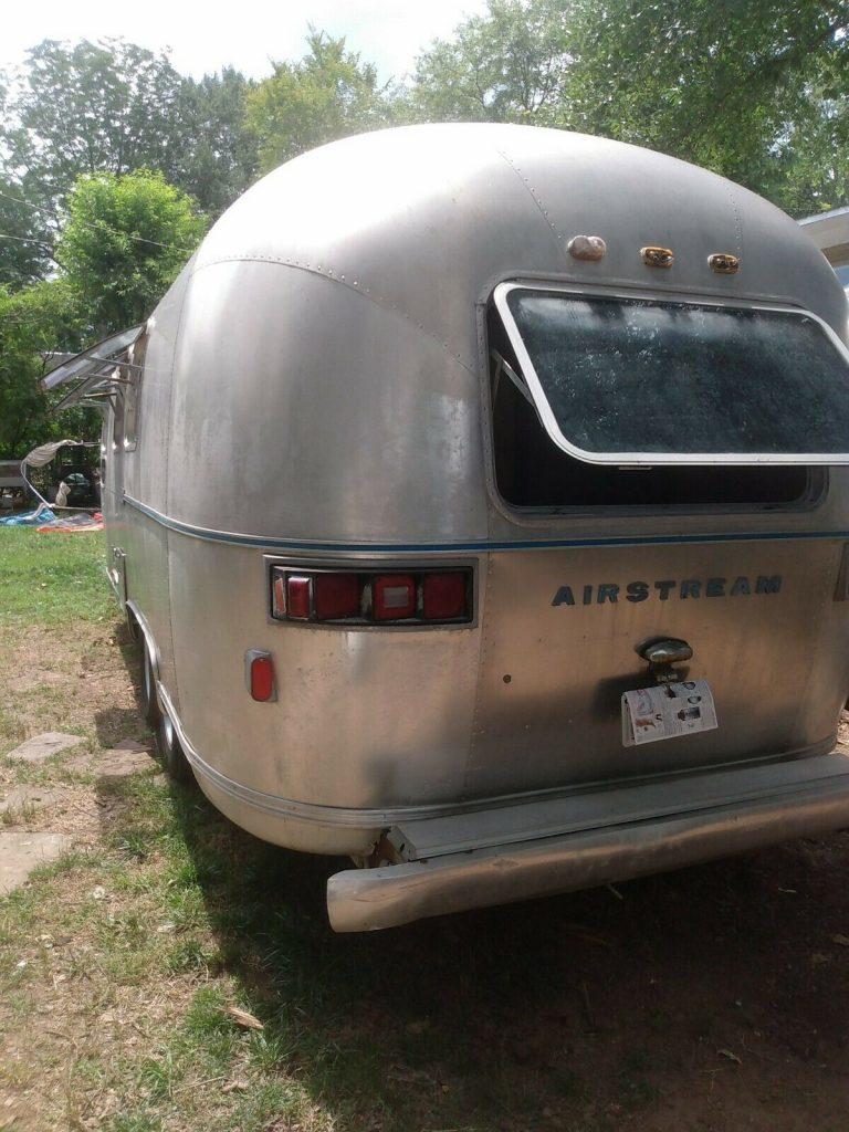 1976 Airstream Trade Wind 25 ft. Travel Trailer camper [needs TLC]