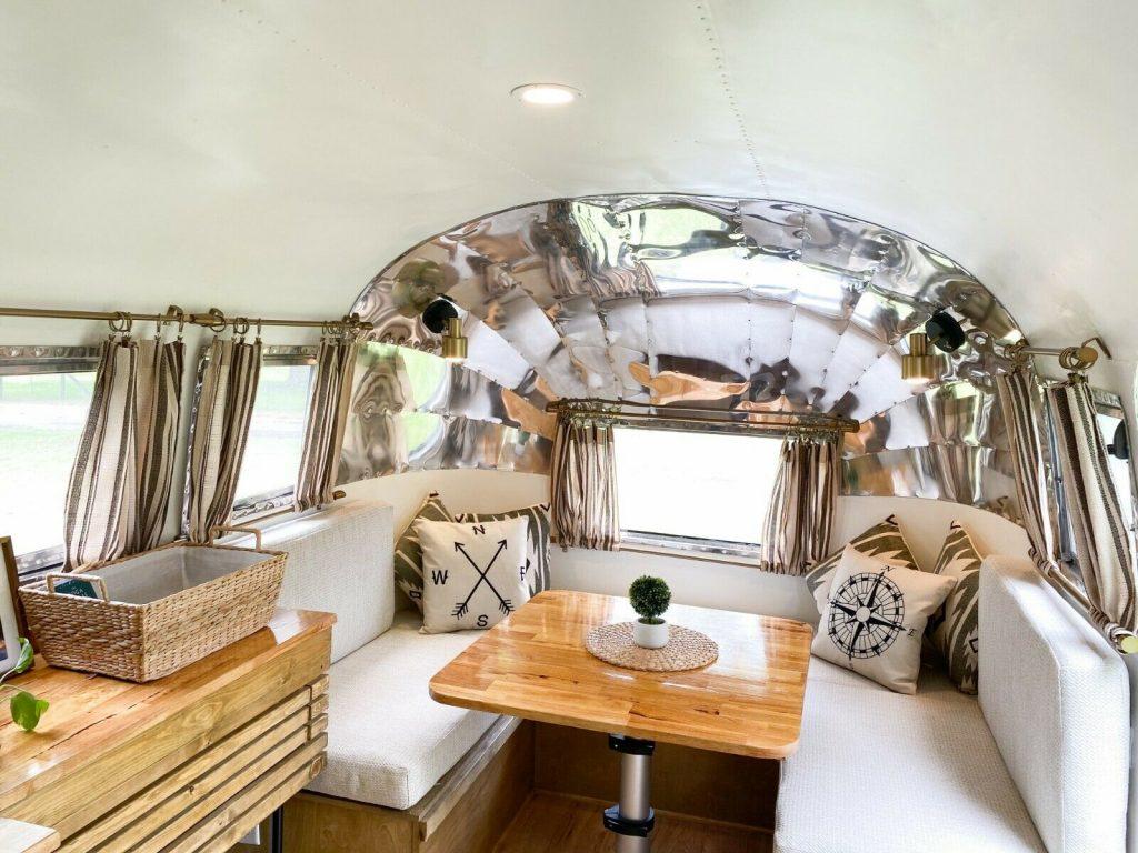 1962 Airstream Western Pacific camper [restored and renewed]
